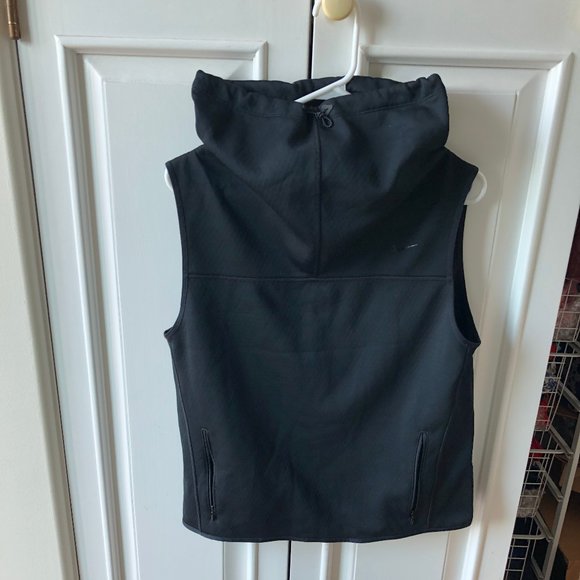 nike therma fit vest